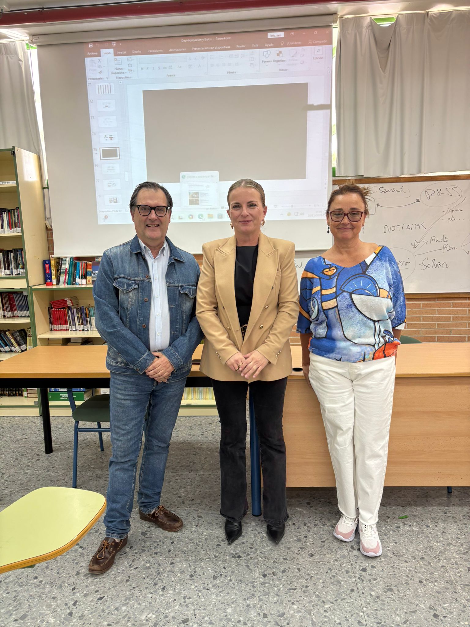 Talleres de Alfabetización Mediática para Estudiantes de Aguadulce: Iniciativa de la Diputación y la Asociación de la Prensa de Almería