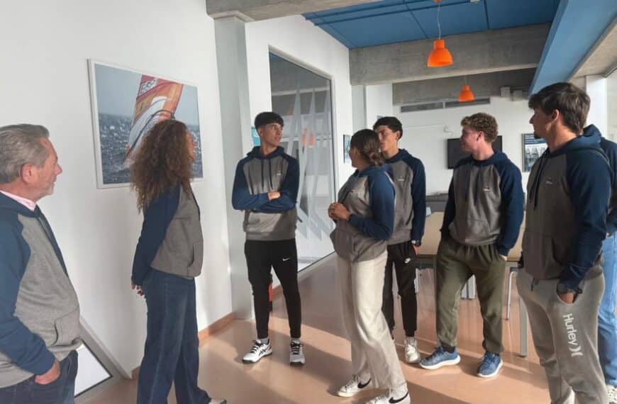 Visita de Mariola Rus y Tania Barcelona al CEEDA – Federación Andaluza de Vela