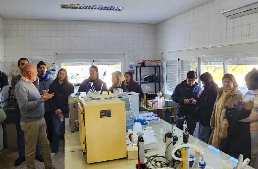 Alumnos de la Escuela Politécnica Superior de Belmez visitan la ETAP de Sierra Boyera