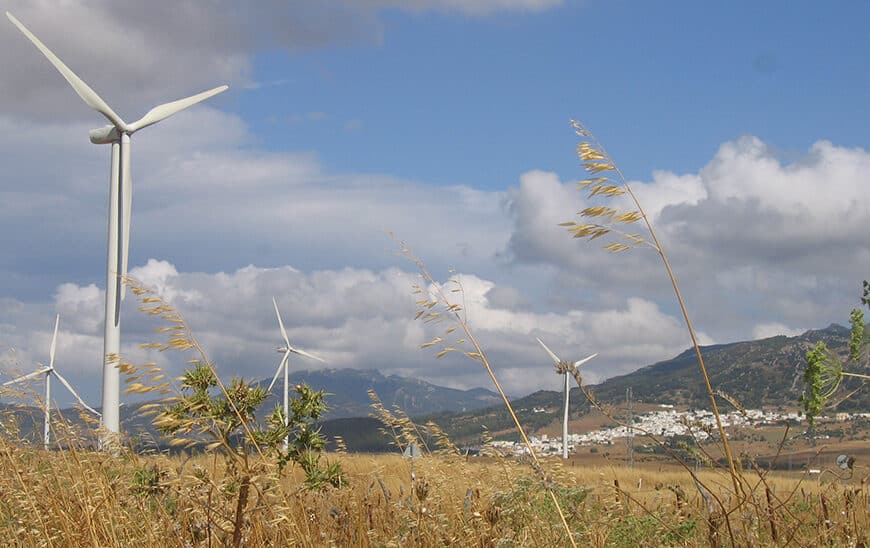 Andalucía Alcanza el 83% de su Meta de Energías Renovables en el Mix Eléctrico