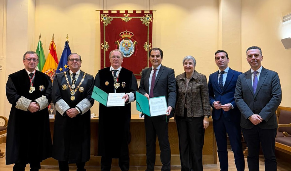 Andalucía Fomenta la Conciliación con Colegios de Abogados para Reducir Juicios 1 Andalucía Fomenta la Conciliación con Colegios de Abogados para Reducir Juicios