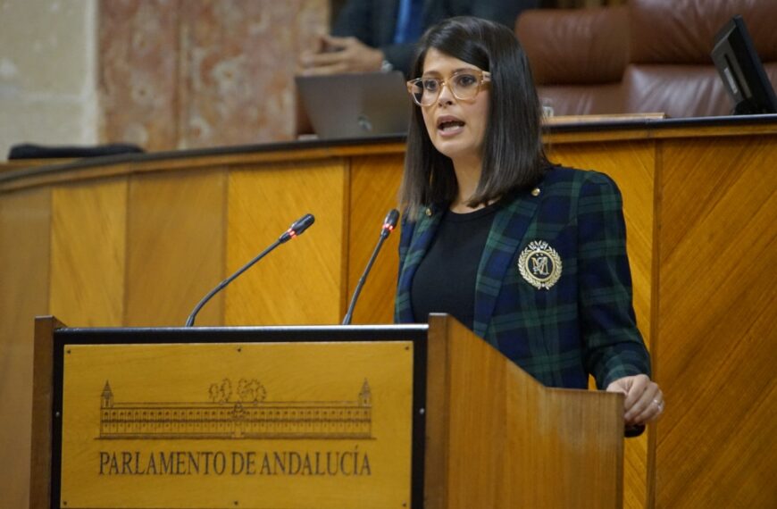 Ángeles Martínez, parlamentaria popular por Almería