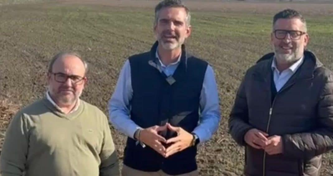 Avance en Infraestructuras en la Provincia: Inversiones del Gobierno de Juanma Moreno 1 Sanromán, Fernández-Pacheco y Ruiz analizan la situación de las infraestructuras hídricas y políticas del agua en Sevilla