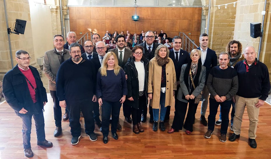 Baeza acoge Encuentro de Andaluces Emigrantes y Retornados destacando su papel clave en la acción exterior 1 Baeza acoge Encuentro de Andaluces Emigrantes y Retornados destacando su papel clave en la acción exterior