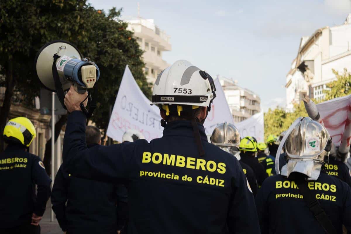 CCOO Denuncia el Acoso Laboral Continuado a un Afiliado en el Consorcio de Bomberos de la Provincia de Cádiz 1 CCOO denuncia el acoso laboral continuado contra un afiliado en el Consorcio de Bomberos de la provincia de Cádiz