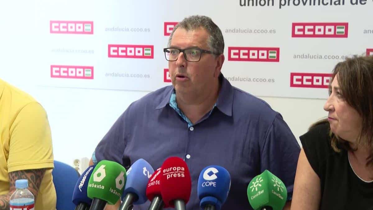 CCOO Industria Cádiz Denuncia el Despido de Dos Trabajadoras de GECI por Defender a la Plantilla 1 Desde CCOO Industria Cádiz, exigimos las readmisiones inmediatas de las Trabajadoras despedidas y el cese de cualquier “interferencia” en este proceso sindical y procesos futuros.