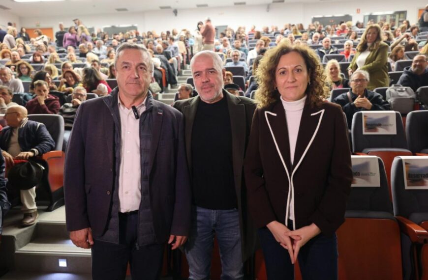 Nuria López, Unai Sordo y Fernando Cubillo en la Asamblea de Málaga