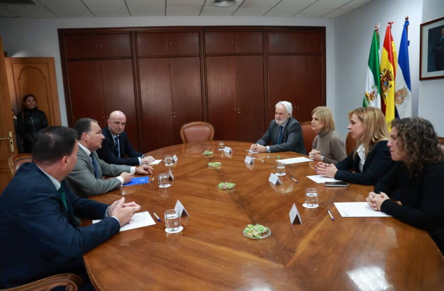 Reunión con la Diputación de Huelva en Jerez 03