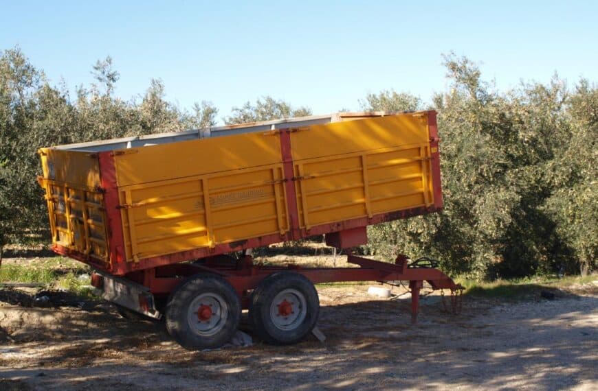 Las campañas agrícolas y de servicios siguen sustentando el mercado laboral cordobés.
