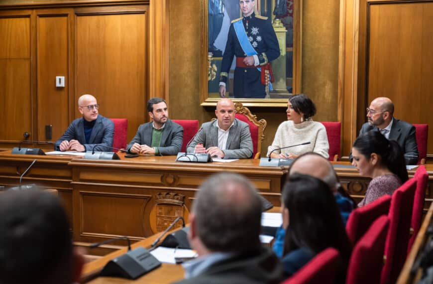 Costa de Almería Concluye 2025 con Más de 70 Acciones Promocionales del Destino