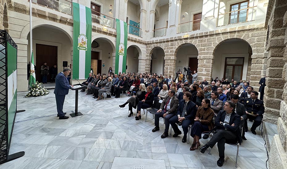 El Gobierno Andaluz Exige Respeto e Igualdad en la Conmemoración del 4D en Cádiz 1 El Gobierno Andaluz Exige Respeto e Igualdad en la Conmemoración del 4D en Cádiz
