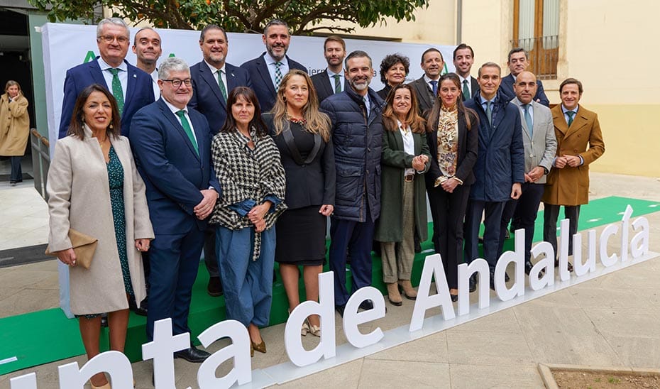 El Gobierno Andaluz Reivindica en Almería la Igualdad entre Españoles como en 1977