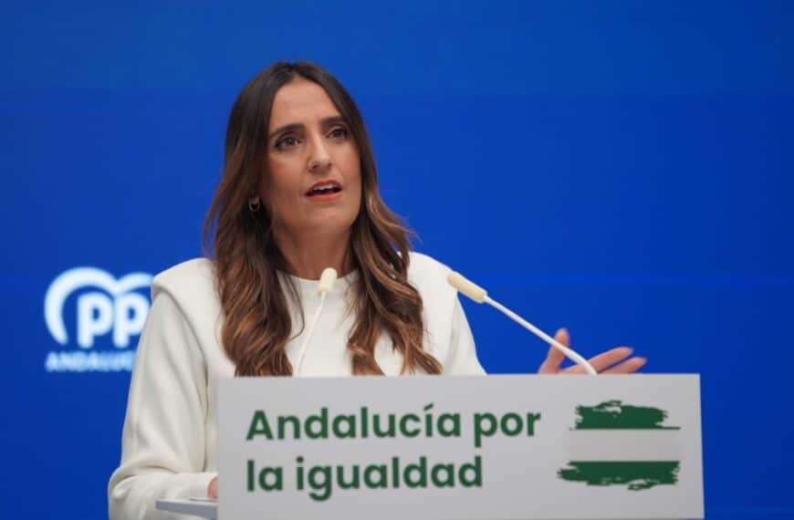 El PP de Andalucía respalda a las mujeres víctimas de acoso en el PSOE y exige explicaciones a Montero sobre su ocultación