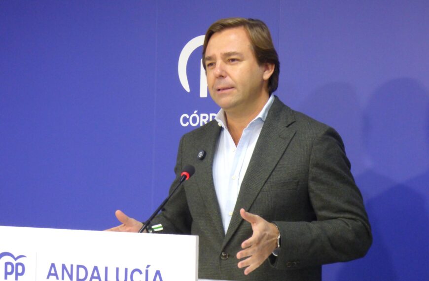 Antonio Repullo, durante la rueda de prensa de este viernes en la que ha pedido explicaciones a Montero sobre la trama socialista