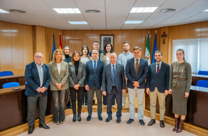 El Presidente de la Diputación Efectúa Su Primera Visita Institucional a Roquetas de Mar
