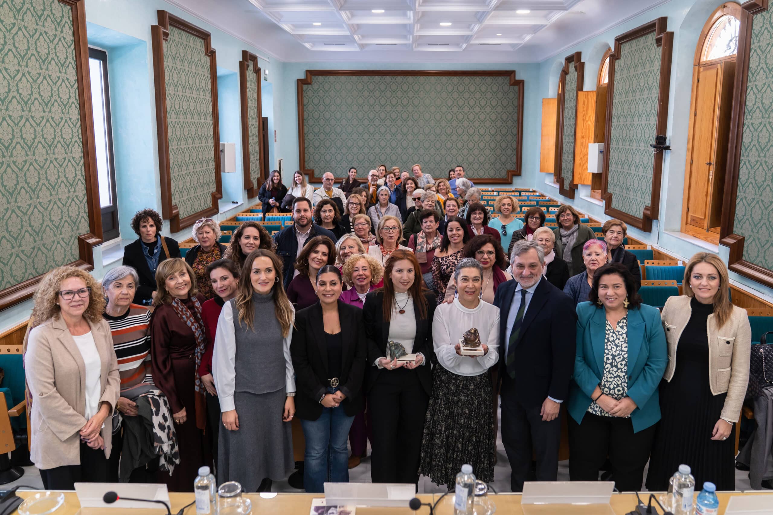 Entrega de los Premios de Ensayo Carmen de Burgos y celebración del Consejo Provincial de Mujeres por parte de la Diputación 1 Entrega de los Premios de Ensayo Carmen de Burgos y celebración del Consejo Provincial de Mujeres por parte de la Diputación