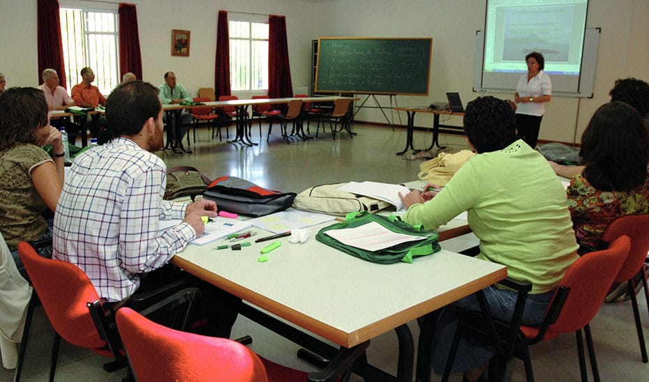 Éxito Laboral: El 73% de los Alumnos del IFAPA Consigue Empleo Tras la Formación 1 Éxito Laboral: El 73% de los Alumnos del IFAPA Consigue Empleo Tras la Formación