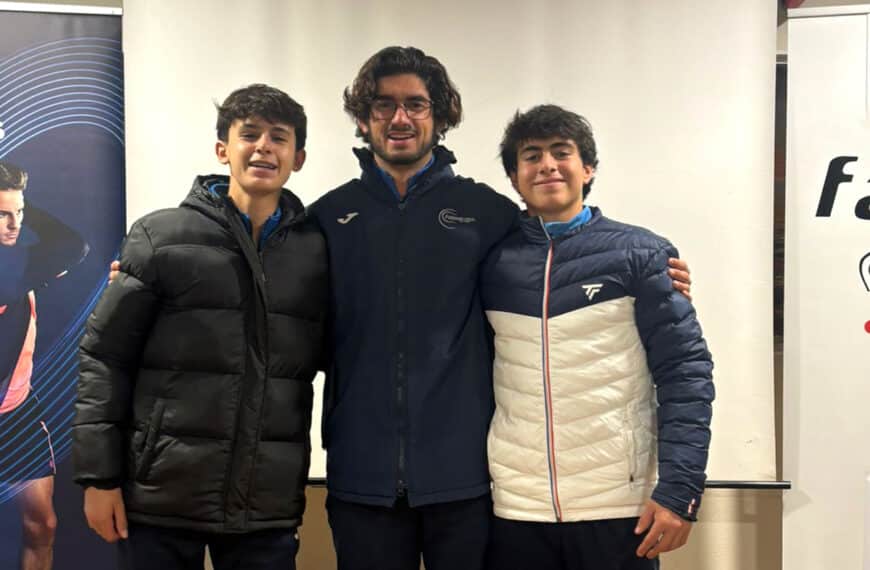 Gonzalo Quiralte y Pepe García, en el Máster Nacional Infantil en Zaragoza, junto a Ramón Manzano