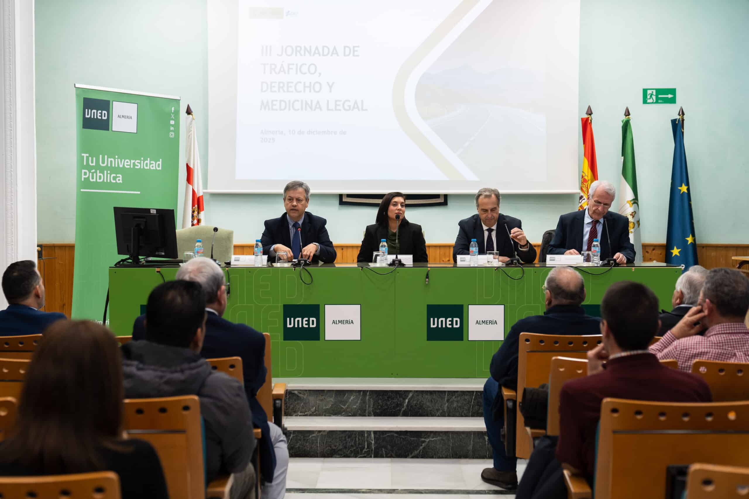 III Jornada de Tráfico, Seguridad Vial y Medicina Legal en la UNED Almería 1 III Jornada de Tráfico, Seguridad Vial y Medicina Legal en la UNED Almería