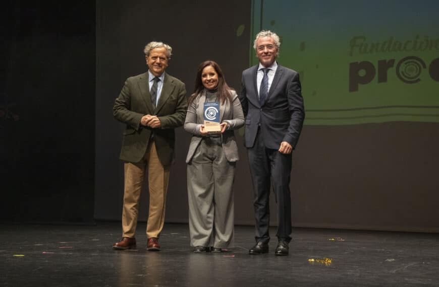 La Diputación de Córdoba recibe el distintivo 'Amigo de PRODE' por su compromiso con la igualdad