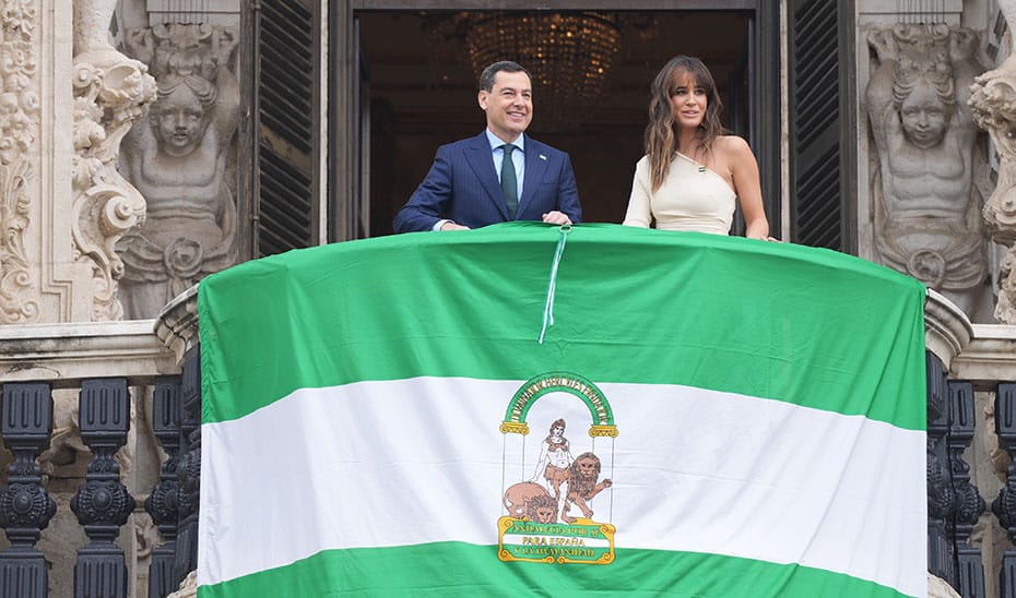 Moreno Reivindica la Bandera de Andalucía como Emblema de Solidaridad e Igualdad Social