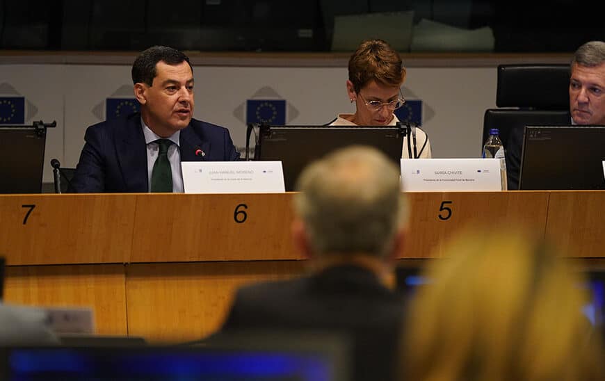 Moreno Resalta la Relevancia de las Regiones en Europa y Solicita a la Comisión Asegurar Fondos para Ellas