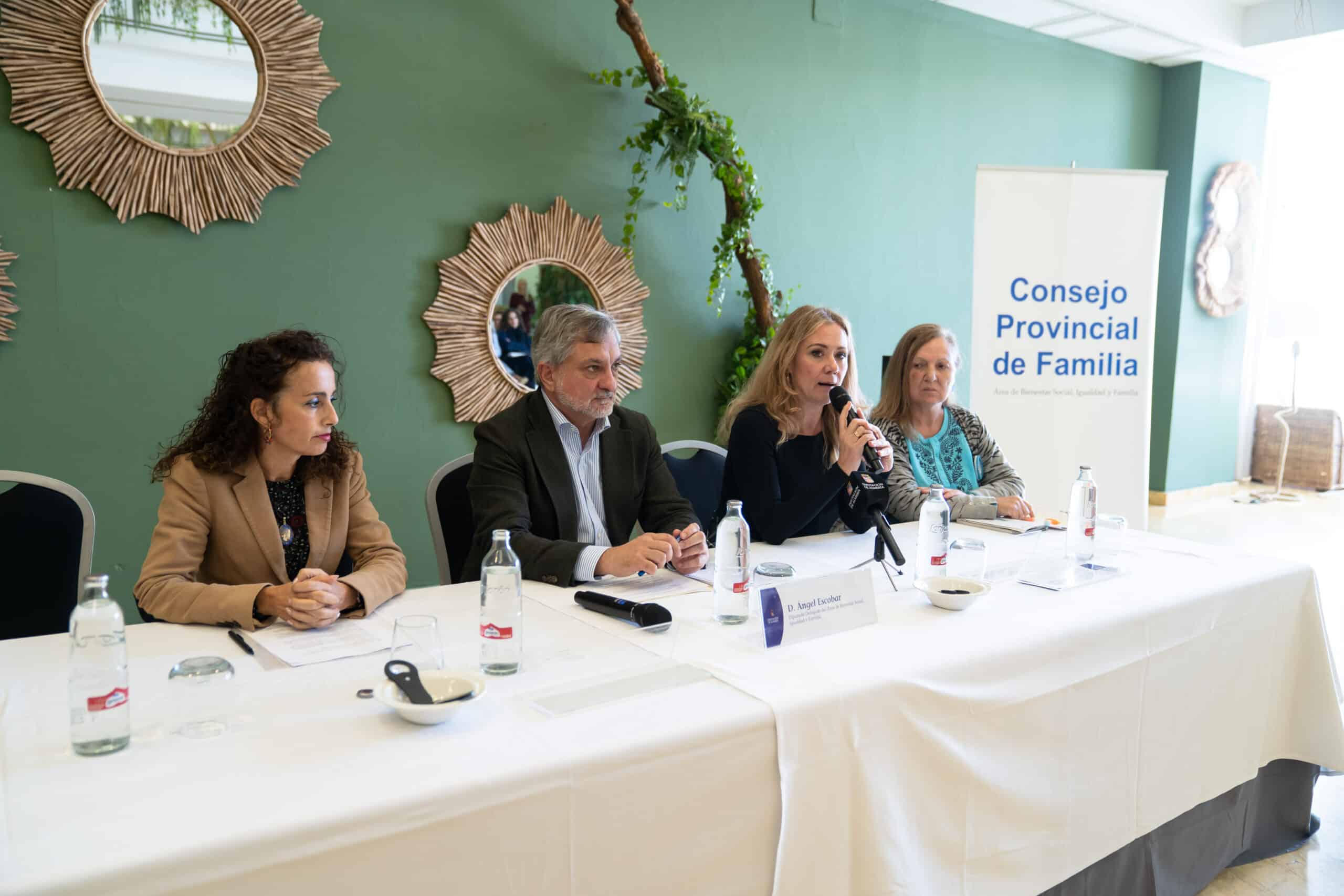 Nuevo Refuerzo: Tres Entidades Se Unen al Consejo Provincial de Familia 1 Nuevo Refuerzo: Tres Entidades Se Unen al Consejo Provincial de Familia