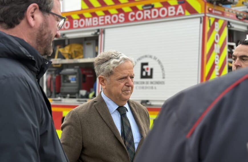 Salvador Fuentes resalta el crucial esfuerzo de los bomberos de la Diputación con más de 3.000 intervenciones en la provincia este año