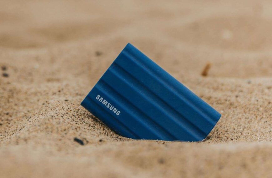 Samsung considera dejar los SSD SATA en medio de una previsión de presión en precios durante los próximos 18 meses, según filtración