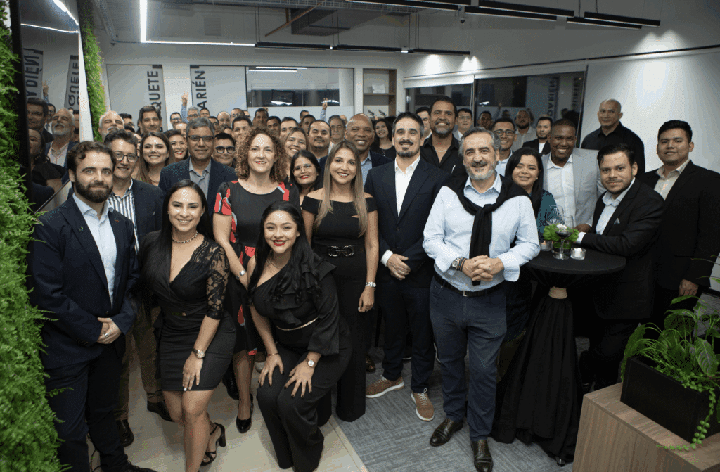 Sofistic, la empresa líder en ciberseguridad del grupo Cuatroochenta, inaugura nueva oficina en Panamá 1 Sofistic, la empresa líder en ciberseguridad del grupo Cuatroochenta, inaugura nueva oficina en Panamá