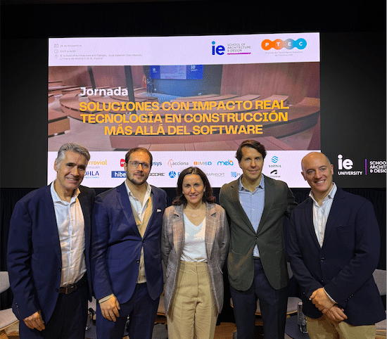 Transformación Empresarial: El ERP de ANOOK Potencia la Toma de Decisiones Integrando Ejecución y Control Financiero en Proyectos 1 Belén Garmendiaz