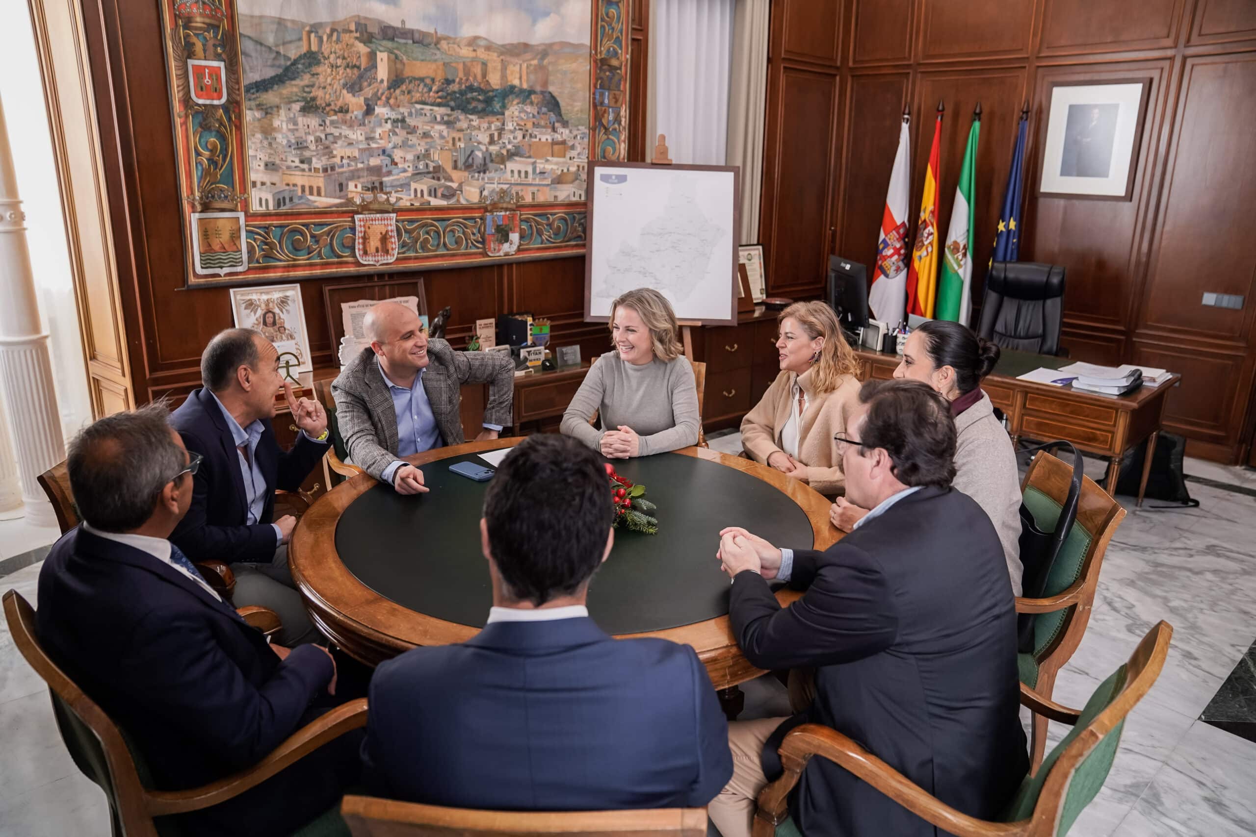 Visita de la Nueva Directiva del Club de Voleibol Unicaja Costa de Almería 1 Visita de la Nueva Directiva del Club de Voleibol Unicaja Costa de Almería