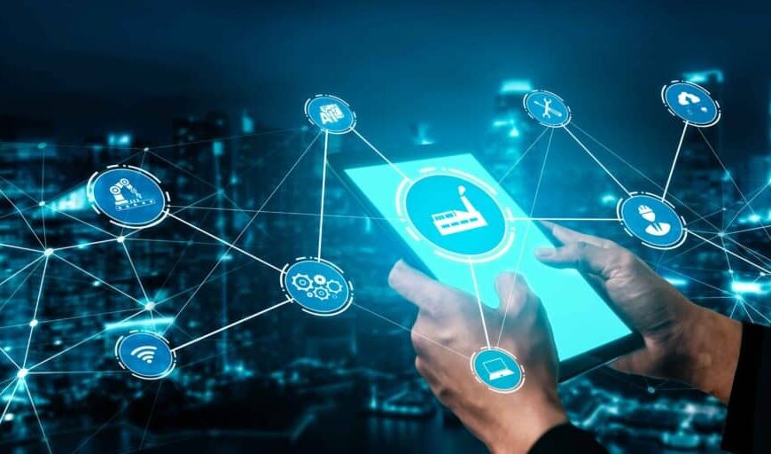 2025: El Año en que la Industria Aceleró sin Control – Fábricas Sobrecargadas, Megaclústeres Desbordados y la Amenaza del Colapso Logístico