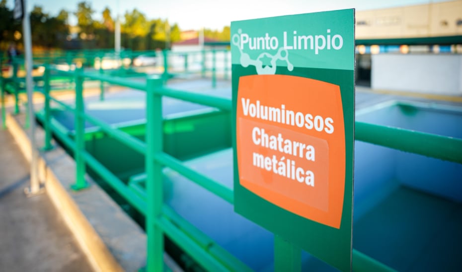 Andalucía: Hacia una Economía Circular Moderna y Eficiente que Genera Oportunidades 1 Andalucía: Hacia una Economía Circular Moderna y Eficiente que Genera Oportunidades