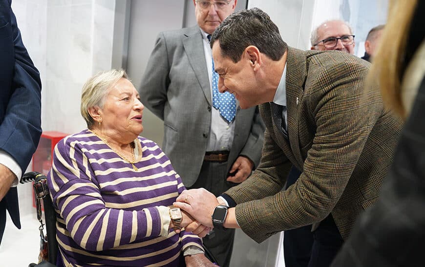 Andalucía Inaugura Centro de Referencia Nacional para el Tratamiento del Parkinson