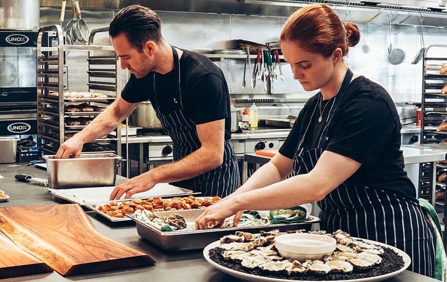 Andalucía Lidera la Caída del Desempleo Nacional con 583,057 Desempleados