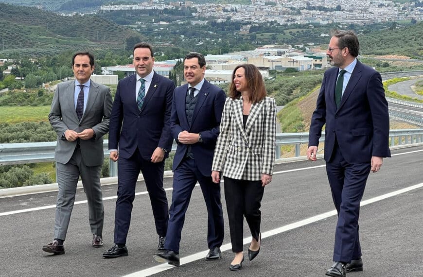 carreteras andaluzas juanma moreno
