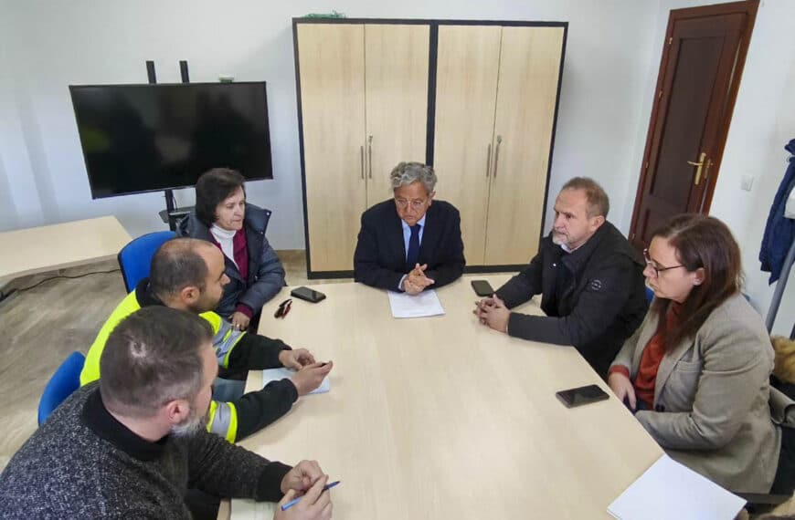 El Presidente de la Diputación de Córdoba Realiza Reunión de Trabajo en el Complejo Medioambiental de Montalbán