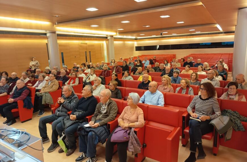 Jornada sobre testamentos y donaciones realizada por el sindicato provincial de pensionistas y jubilados