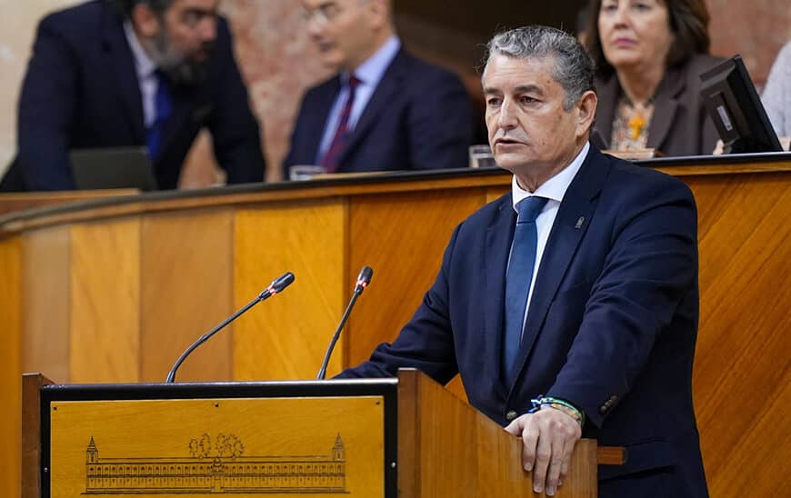 Operativo de Emergencia: Más de 380 Profesionales de la Salud Asisten en Rescate Nocturno Tras Accidente en Adamuz