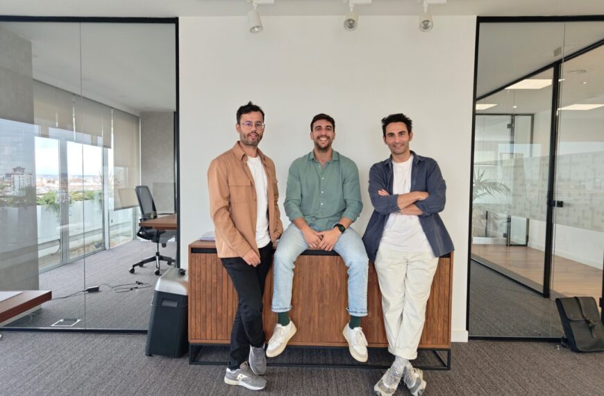 Wardem duplica su facturación en 2025 y dispara las ventas de su plataforma de IA para negocio digital