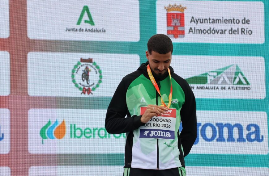 Zakaria Boufaljat Obtiene Medalla de Bronce y el Equipo Femenino Sub20 se Alza con la Plata en el Nacional de Cross de Almodóvar del Río - FAA