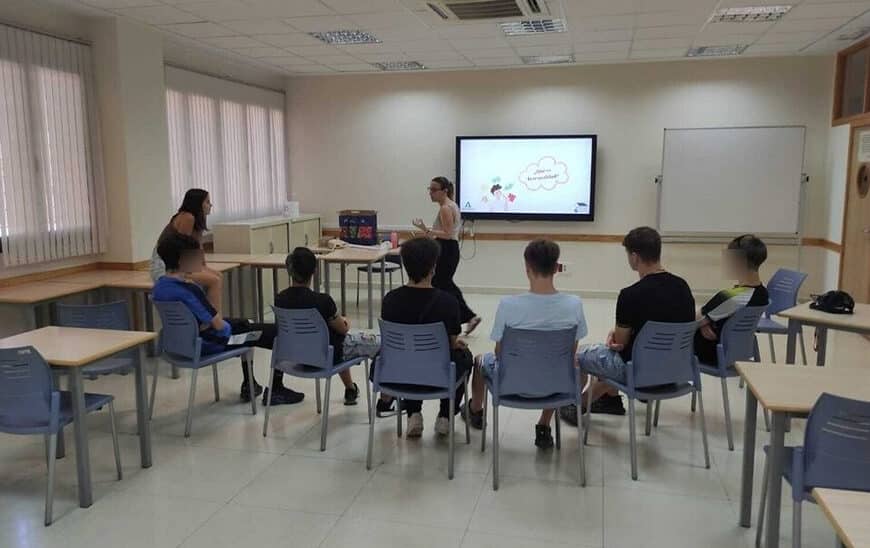 Andalucía Invierte Más de un Millón de Euros en Proyectos para Humanizar la Justicia