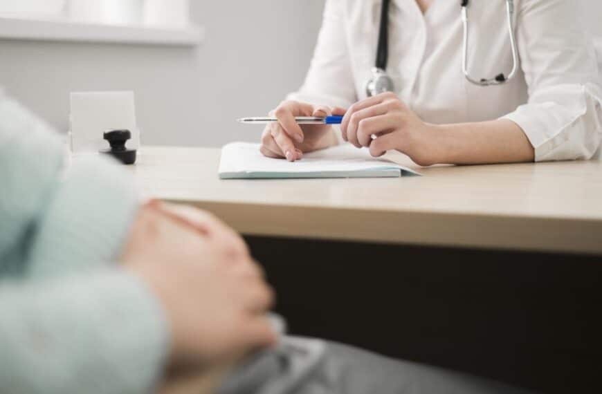 Consulta médica. Fuente: Freepik