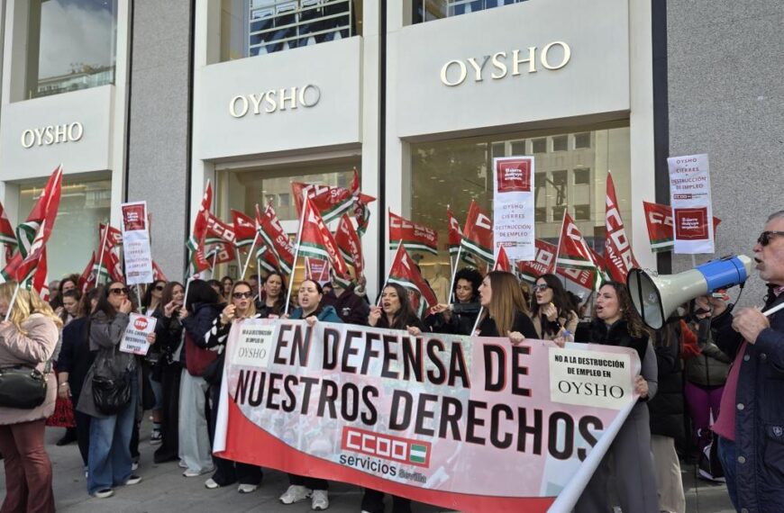 Concentración contra el cierre de Oysho Nervión.