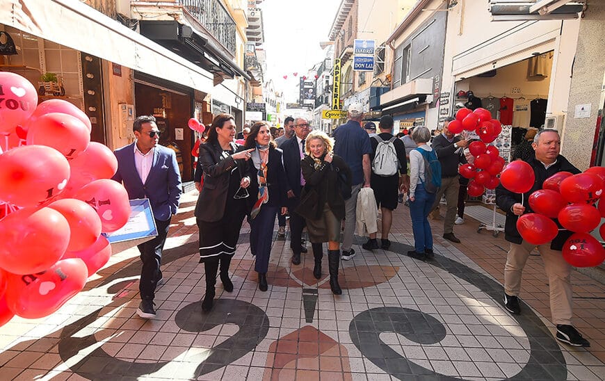 Duplica de Reconocimientos a Centros Comerciales Abiertos para Aliviar Cargas Burocráticas