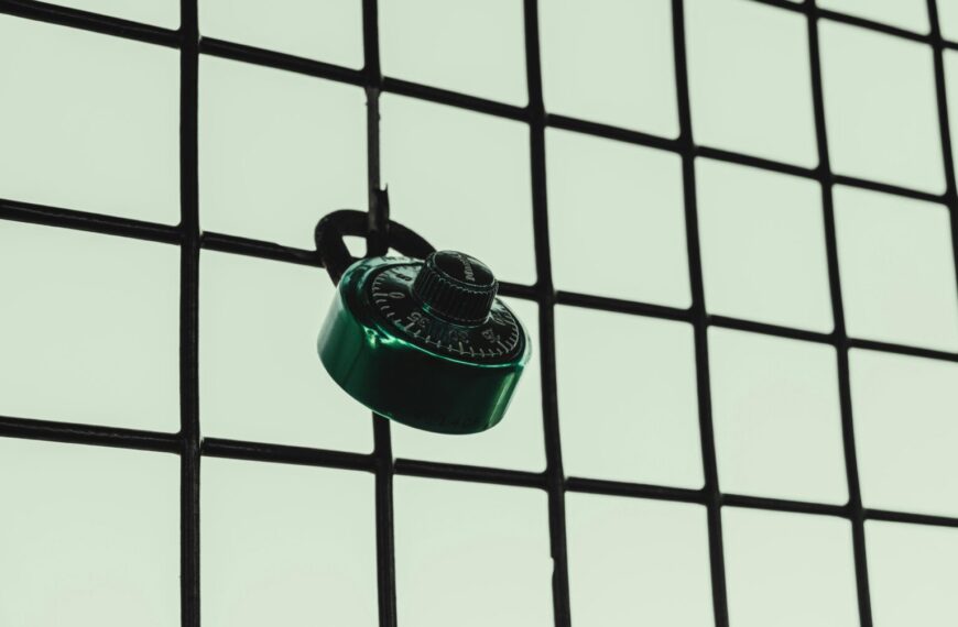 Escoem analiza la inacción del administrador