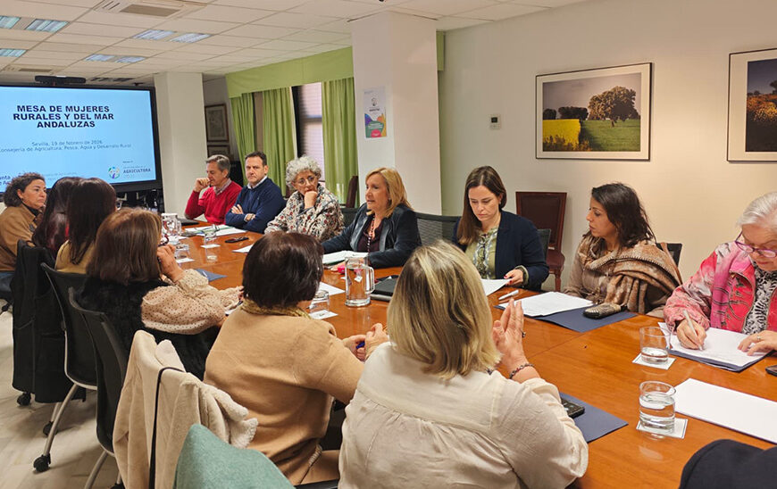 Establecida la Mesa de Mujeres Rurales y del Mar para Promover la Participación Activa del Colectivo