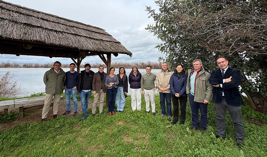 Fortalecimiento de la Cooperación para la Conservación de los Humedales Andaluces: Iniciativa de la Junta con Entidades y Empresas 1 Fortalecimiento de la Cooperación para la Conservación de los Humedales Andaluces: Iniciativa de la Junta con Entidades y Empresas