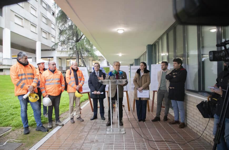 Inicio de la Primera Fase de la Remodelación de los Antiguos Colegios Provinciales en Córdoba para Crear un Gran Centro de Servicios